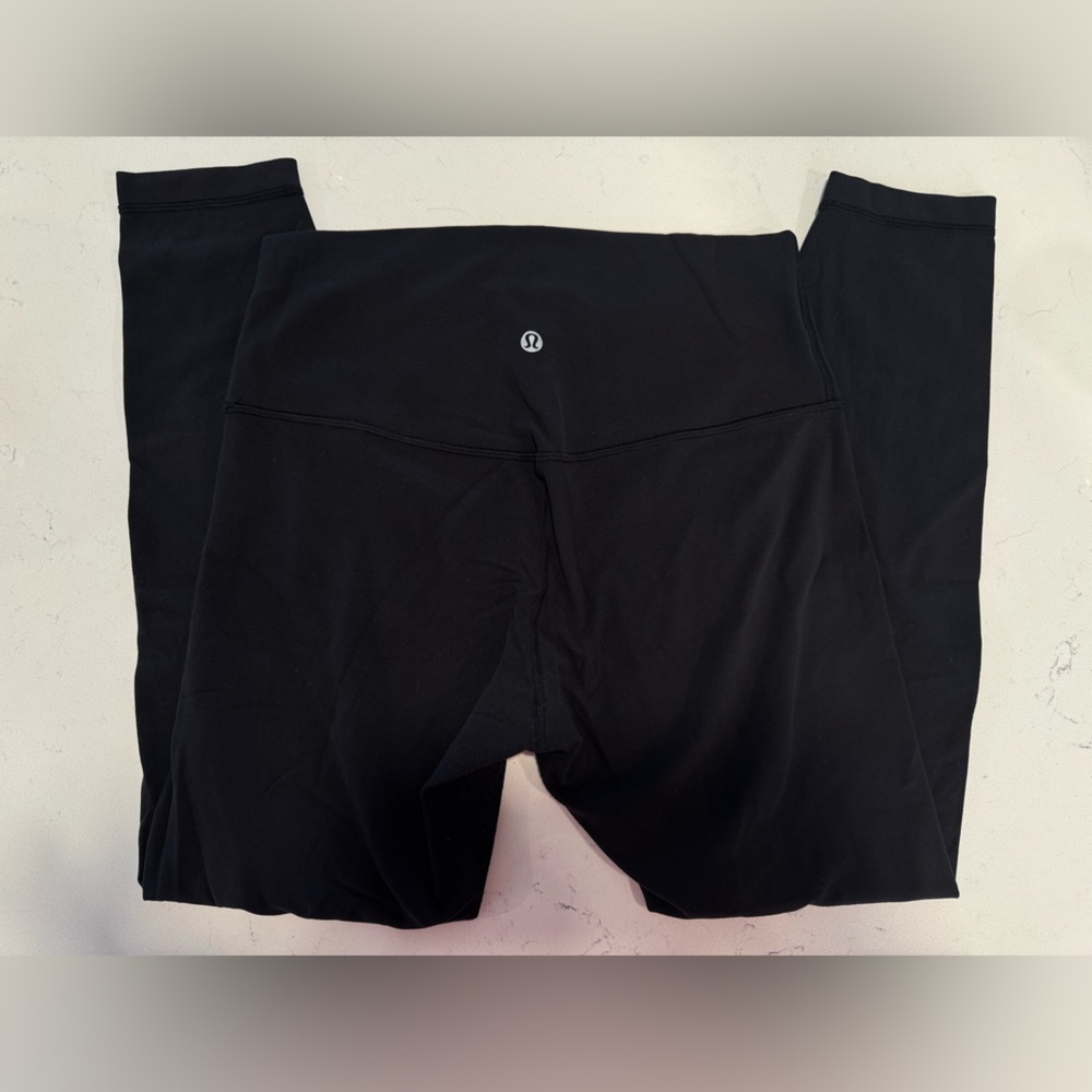 Lululemon Align 25” Black GUC Size 8